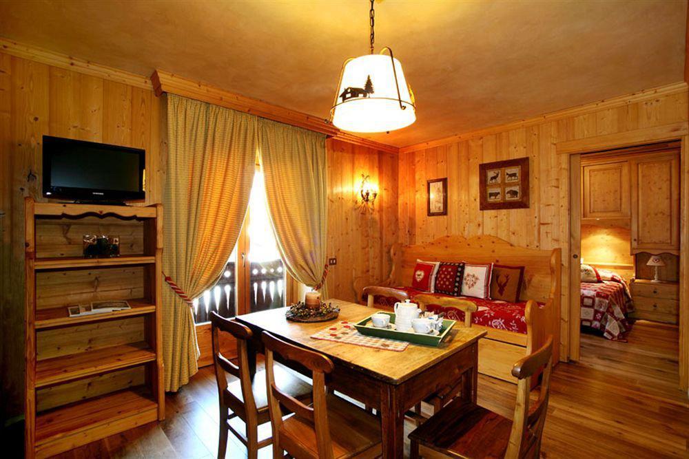 B&B Residence Checrouit Courmayeur Exterior foto