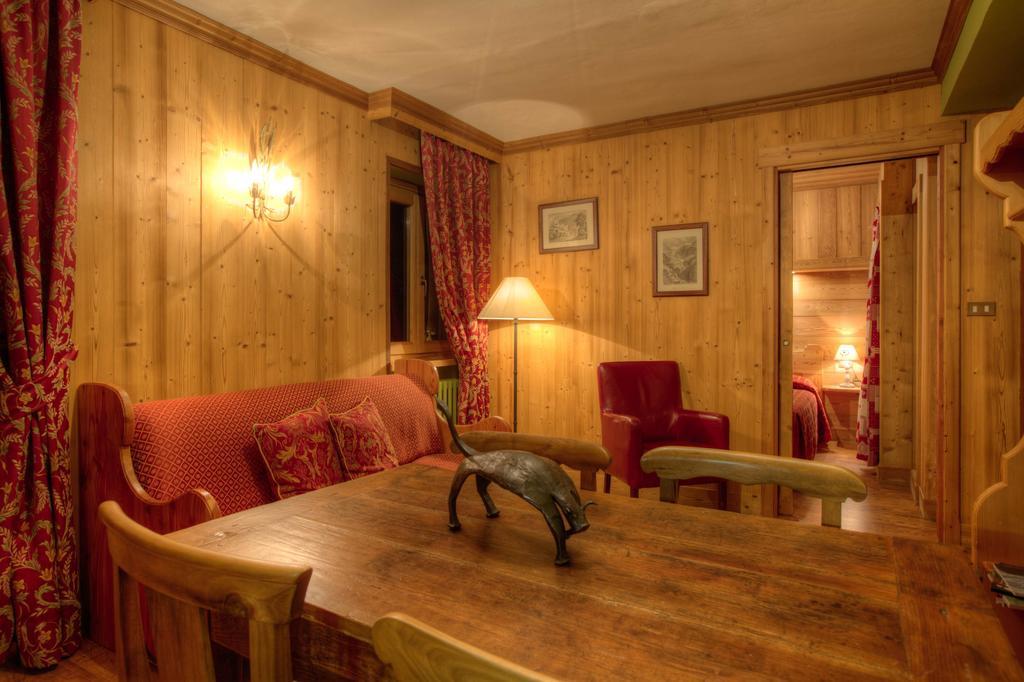 B&B Residence Checrouit Courmayeur Habitación foto