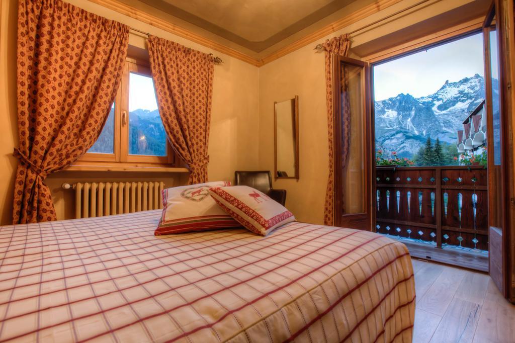 B&B Residence Checrouit Courmayeur Habitación foto