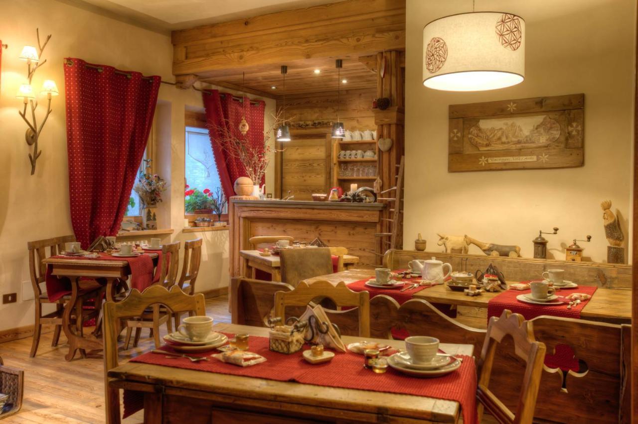 B&B Residence Checrouit Courmayeur Exterior foto